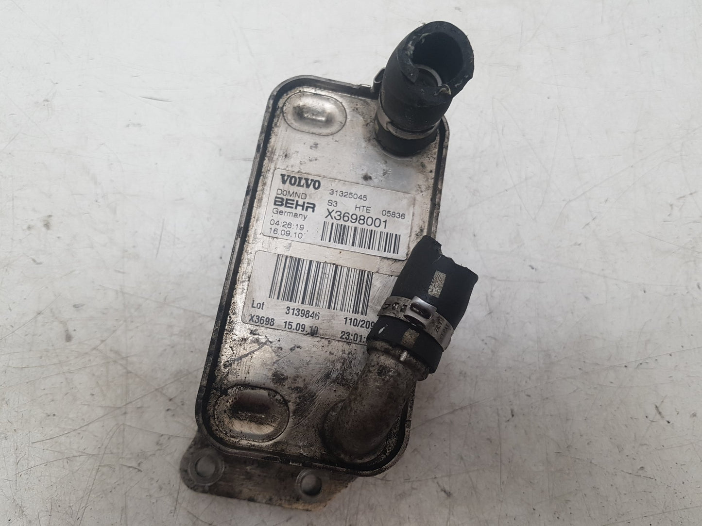 2010 - 2016 Volvo S80 Saloon Engine Oil Cooler 31325045
