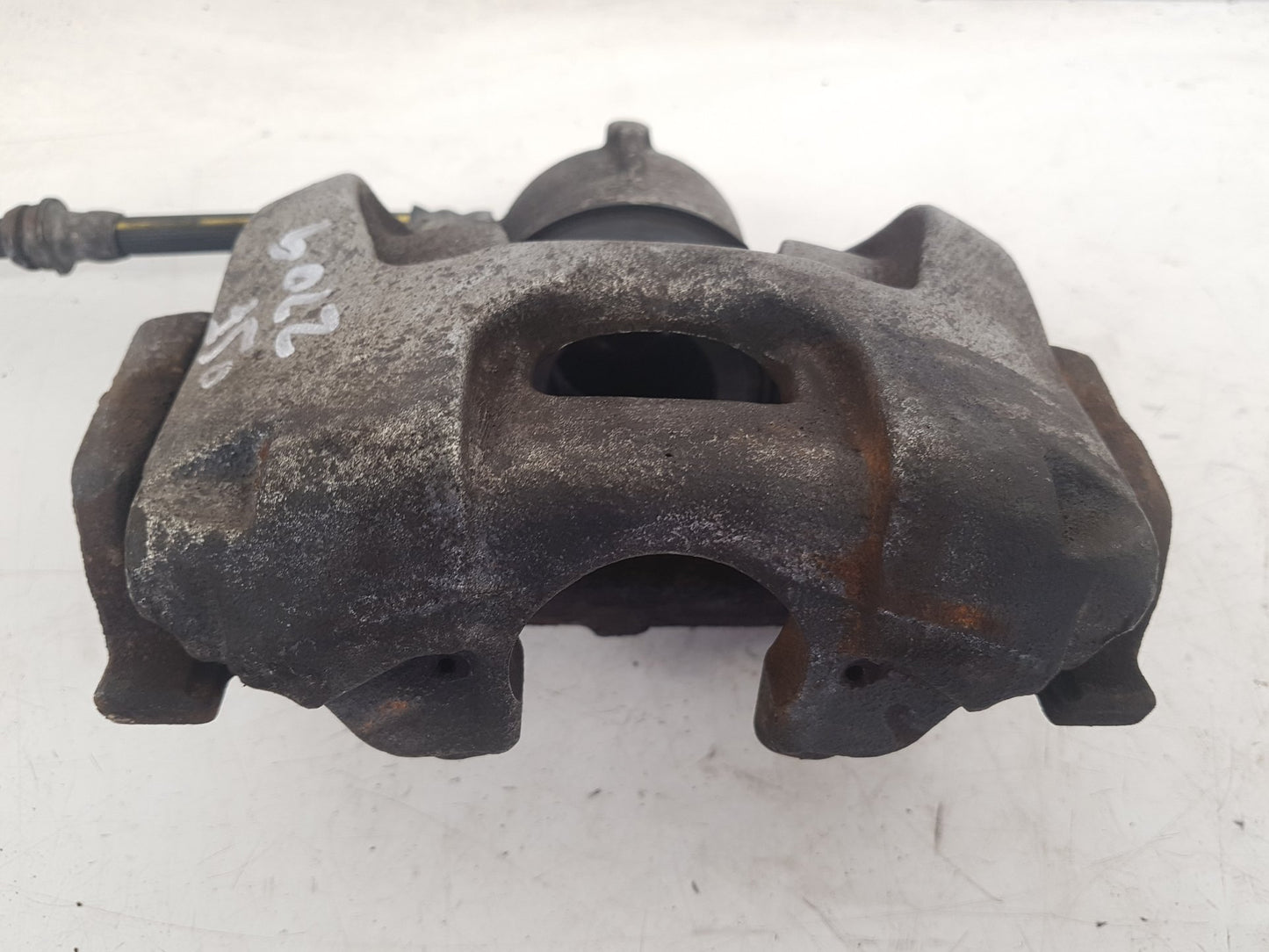 2010 - 2014 Volvo XC60 Estate Right Front Caliper