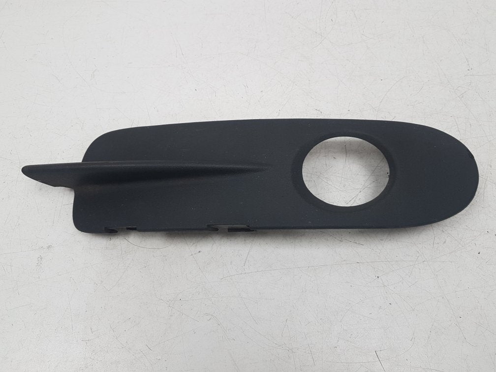 2006 - 2012 Volvo C70 Convertible Right Fog Light Cover 09466546