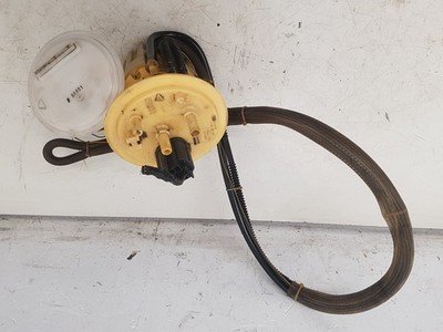 2000 - 2007 Volvo XC70 Estate Fuel Pump 30792039