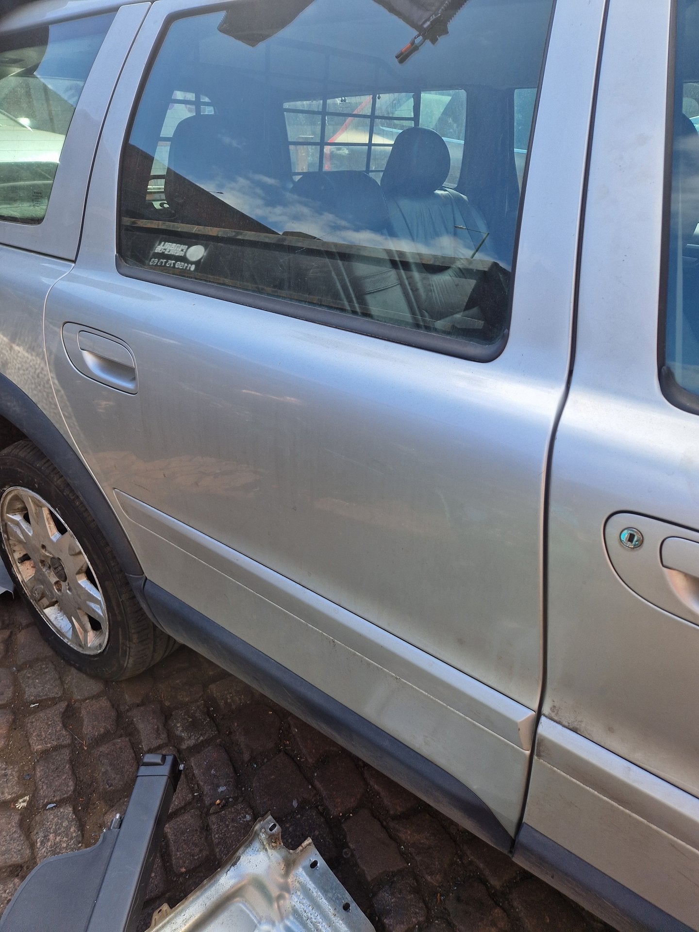2000 - 2007 Volvo XC70 Estate DOOR - BARE (REAR DRIVER SIDE) 30649494