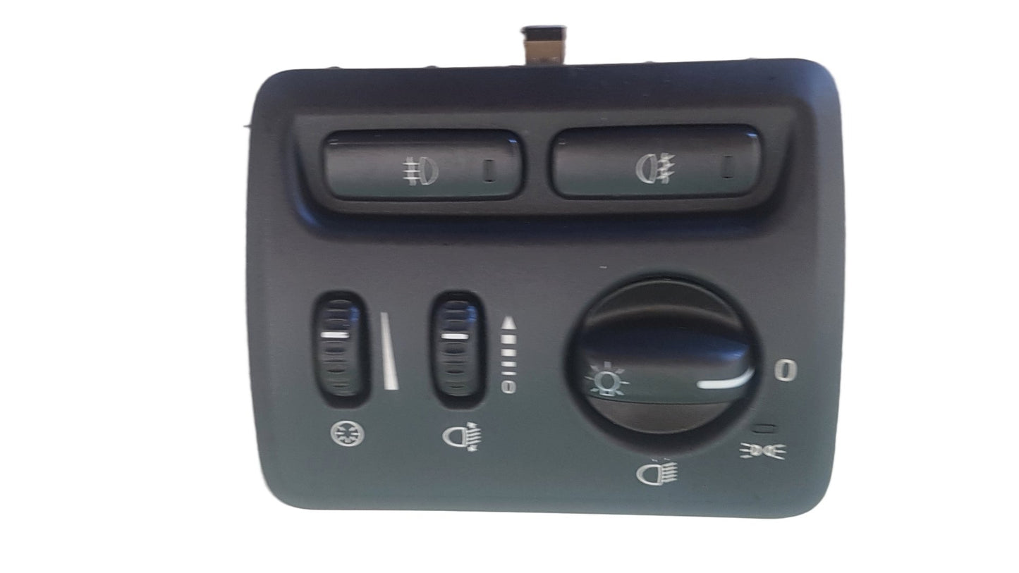 2003 - 2007 Volvo XC70 II 295 Estate Driving Light Switch 30739314