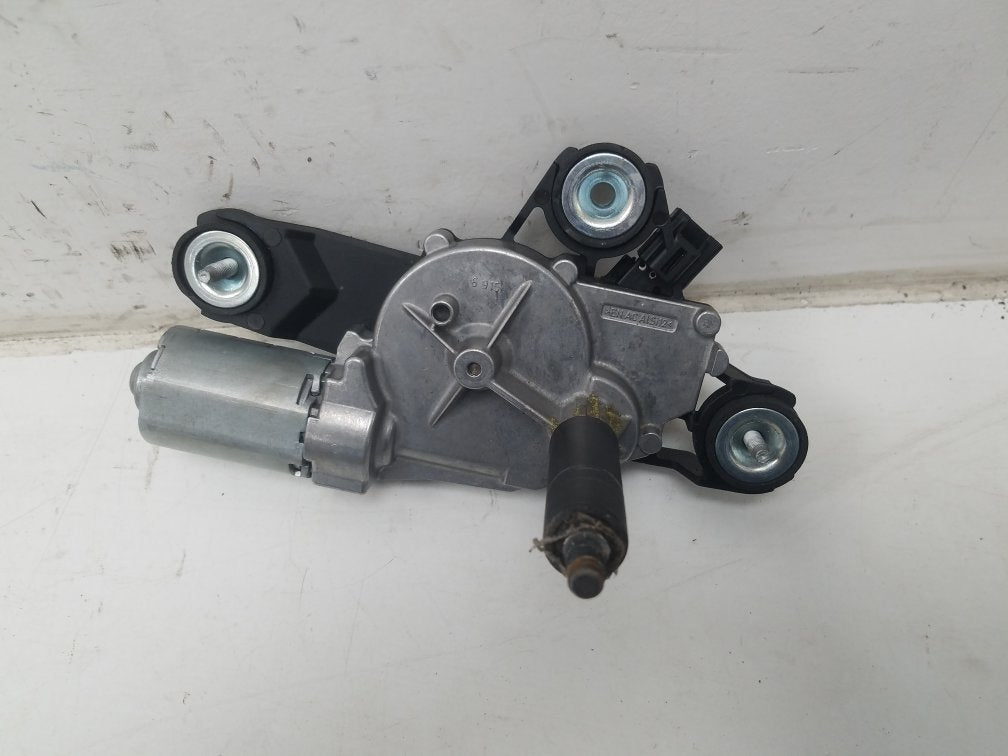2012 - 2017 Volvo V40 Hatchback Rear Wiper Motor 0390201884 31294492