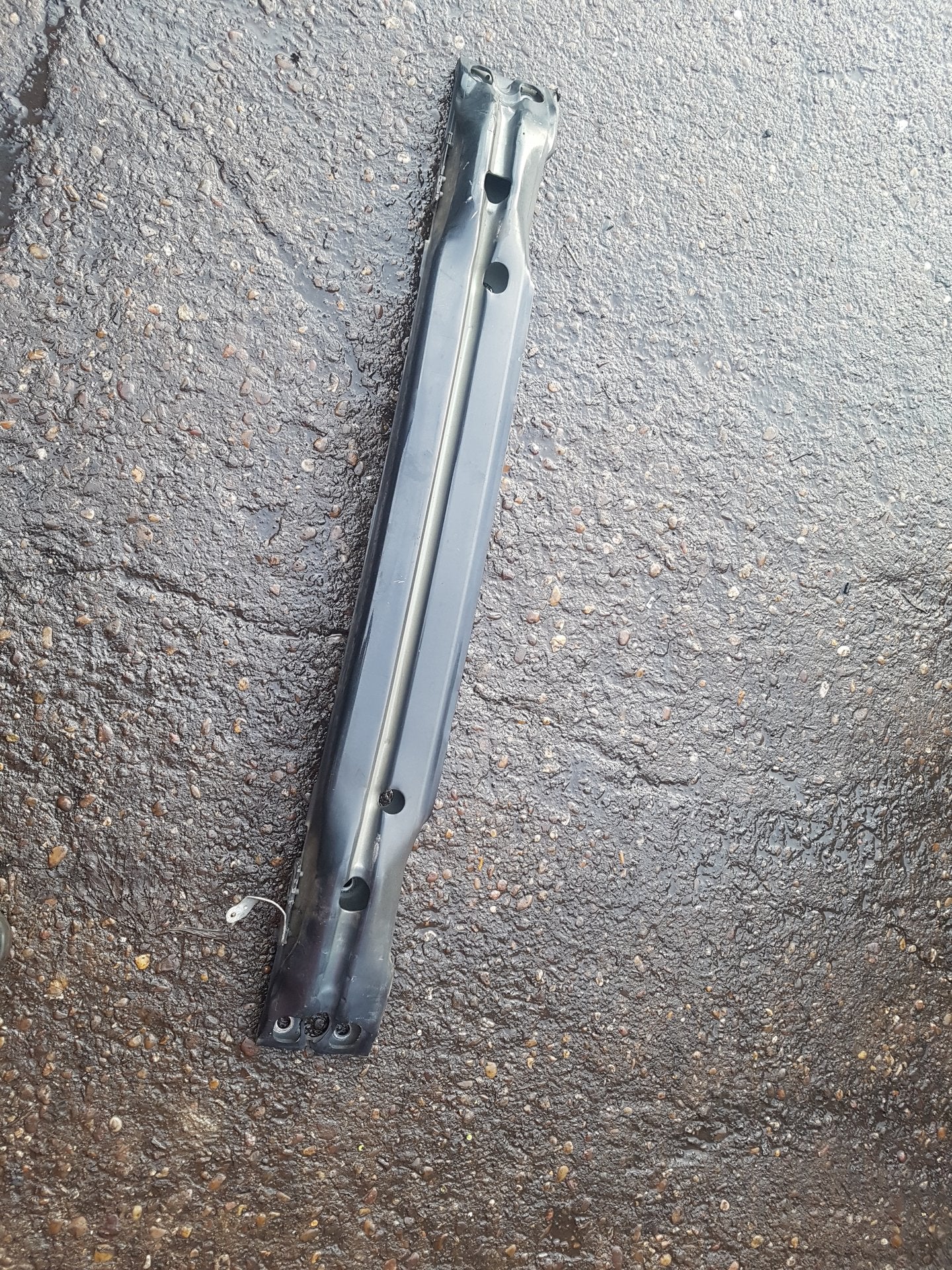 2013 - 2016 Volvo V40 III 525 Hatchback REAR BUMPER BACKING/ABSORBER