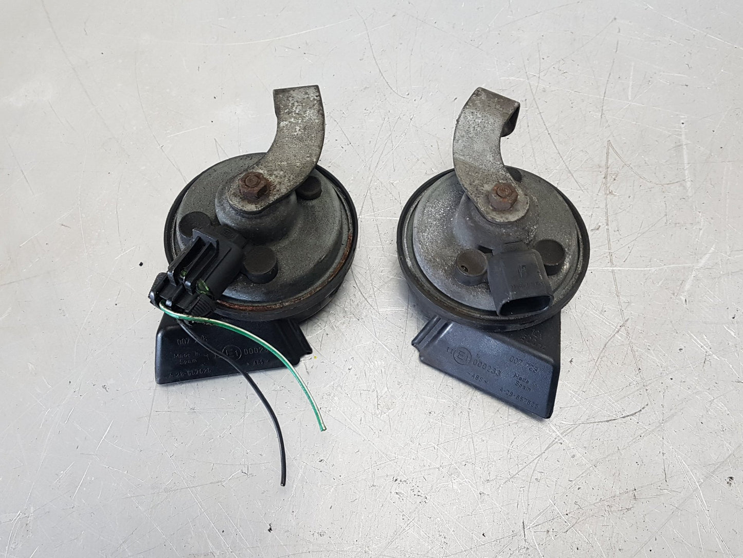 1999 - 2003 Volvo S40 Saloon Horn
