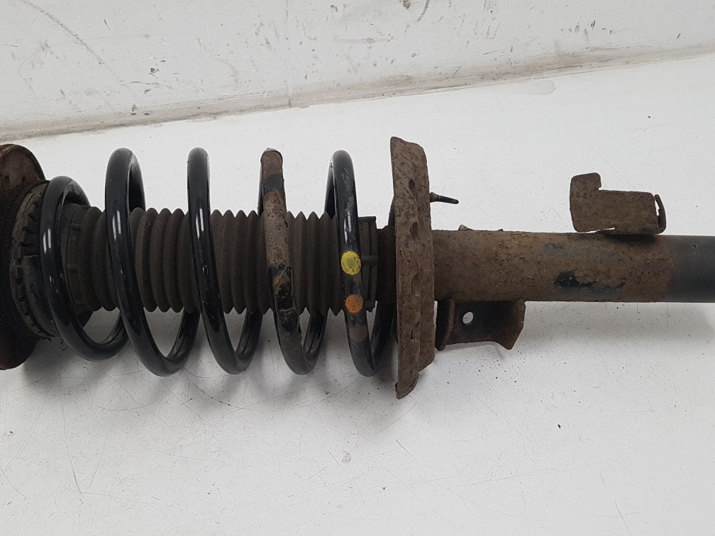2007 - 2011 Volvo XC70 Estate Right Front Shock Absorber 31262150