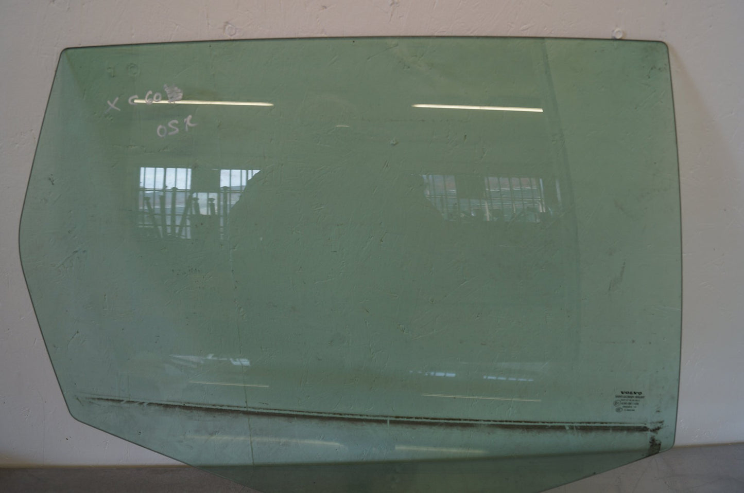 2008 - 2016 Volvo XC60 Right Rear Door Window