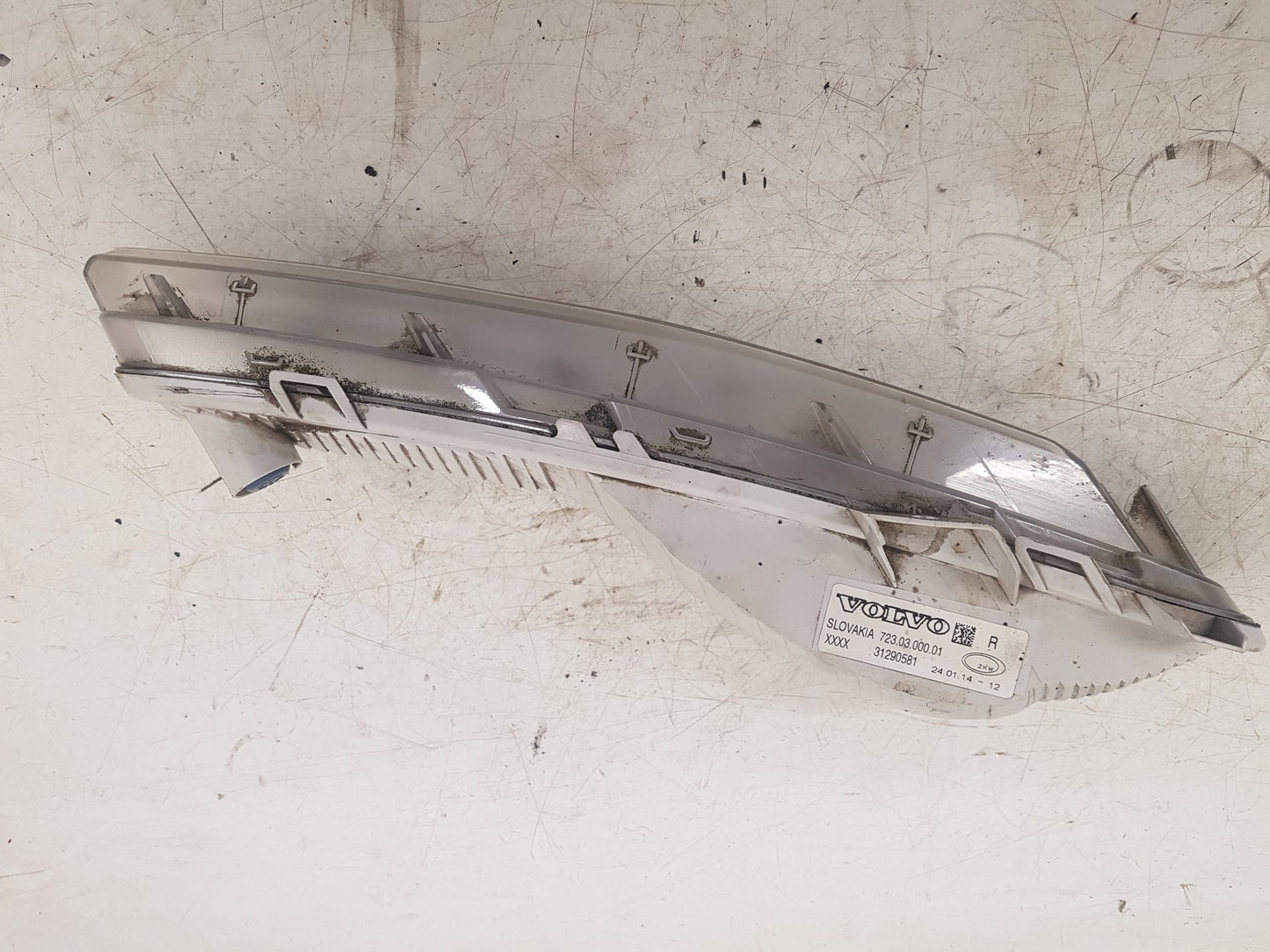 2012 - 2016 Volvo V40 Hatchback DAYTIME RUNNING LIGHT (DRIVERS SIDE) 31290581