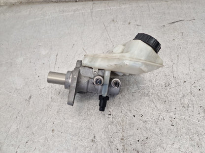 2010 - 2016 Volvo S80  Saloon Brake Master Cylinder