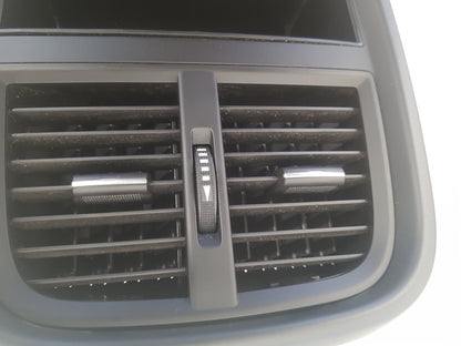 2010 - 2012 Saab 9-5  Saloon Dash Air Vent Centre 330188061