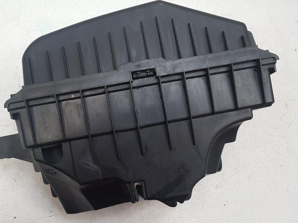 2002 - 2006 Volvo XC90  Estate Air Filter Box 30647129