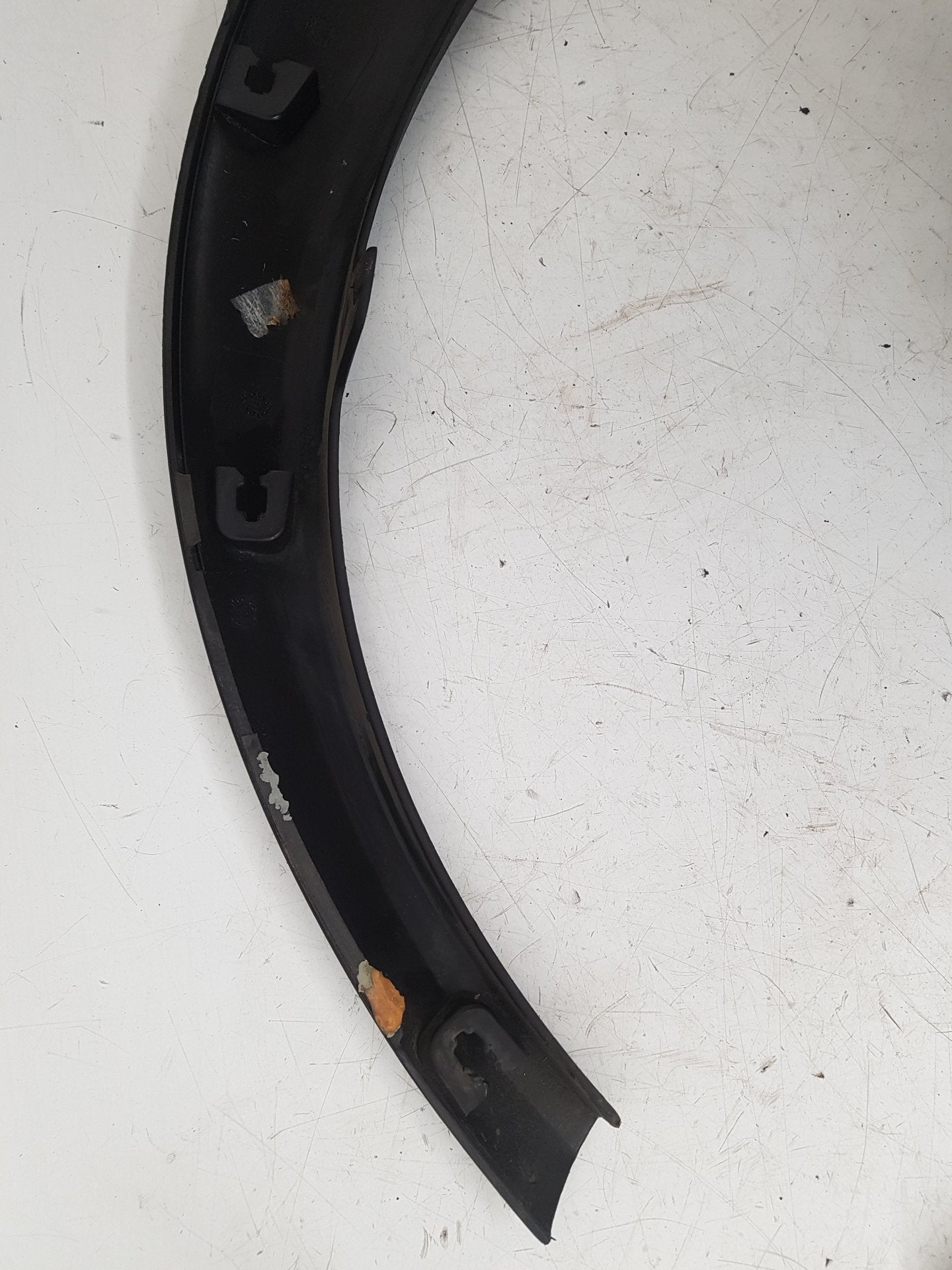 2000 - 2007 Volvo XC70  Estate Right Rear Wheel Arch Moulding 30678046