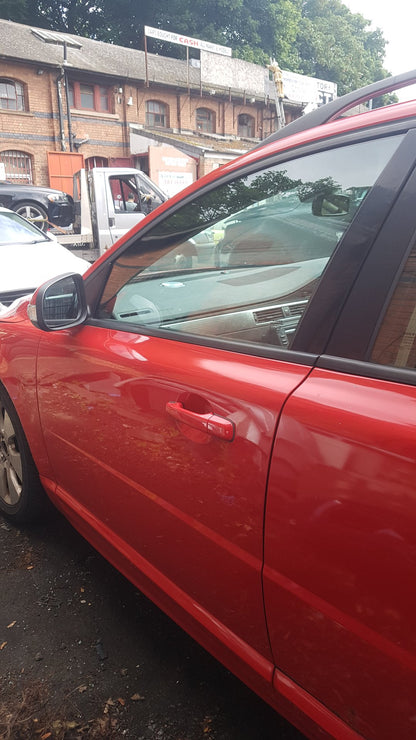 2007 - 2015 Volvo V70  Estate DOOR - BARE (FRONT PASSENGER SIDE) 612 RED