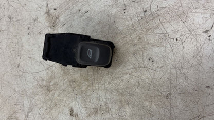 2012 Volvo S60  Saloon Left Rear Window Switch 9472275