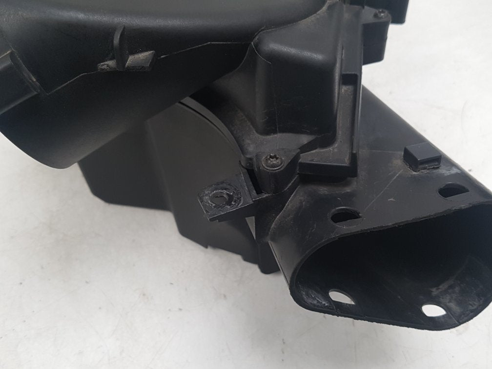 2005 - 2008 Volvo V70  Estate Air Filter Box 30636830