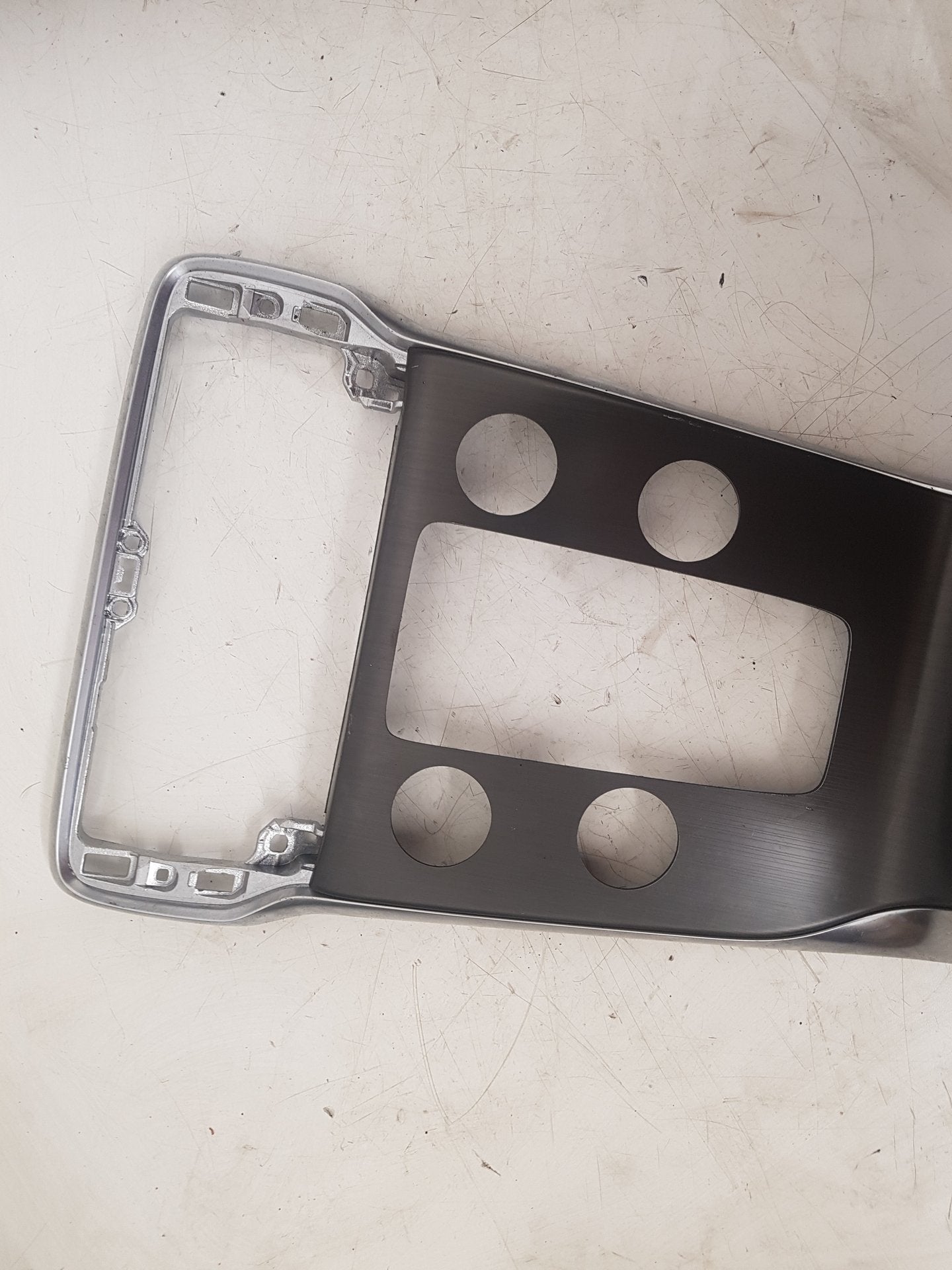 2015 - 2019 Volvo V40 Cross Country  Hatchback Centre Console 31448031