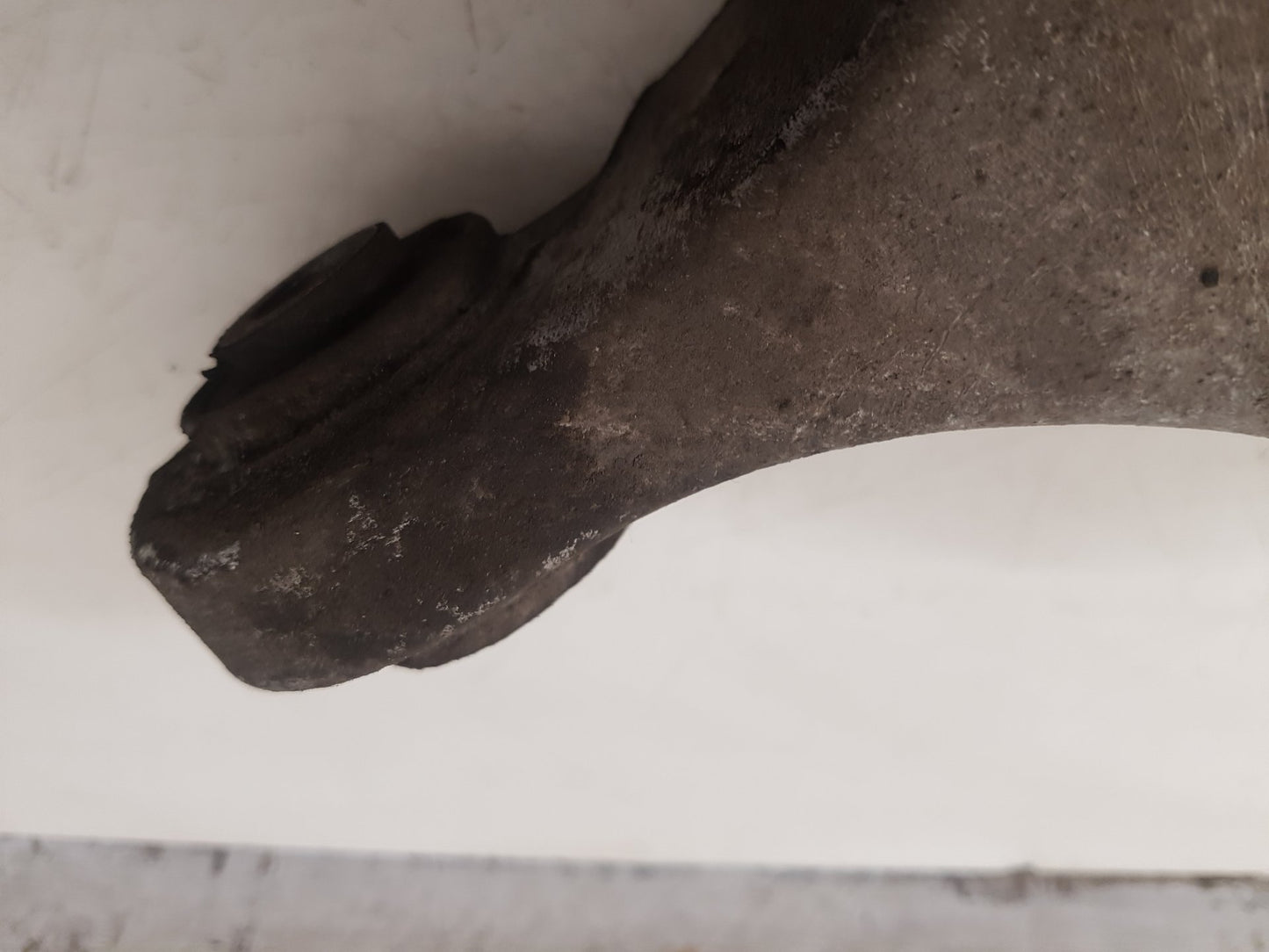2010 - 2017 Volvo XC60  Estate Right Rear Lower Control Arm