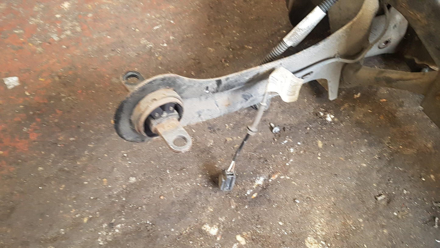 2015 - 2019 Volvo V40 Cross Country  Hatchback Rear Axle Assembly 31360772