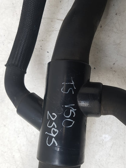 2004 - 2007 Volvo V50  Estate RADIATOR HOSE 30723082
