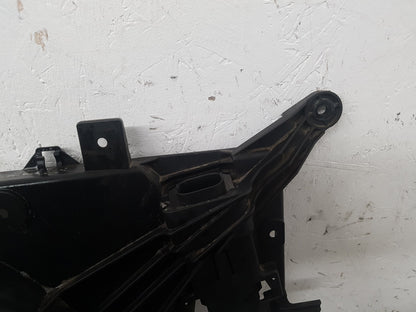 2000 - 2007 Volvo XC70  Estate RADIATOR FAN & COWLING (A/C CAR) 30741144
