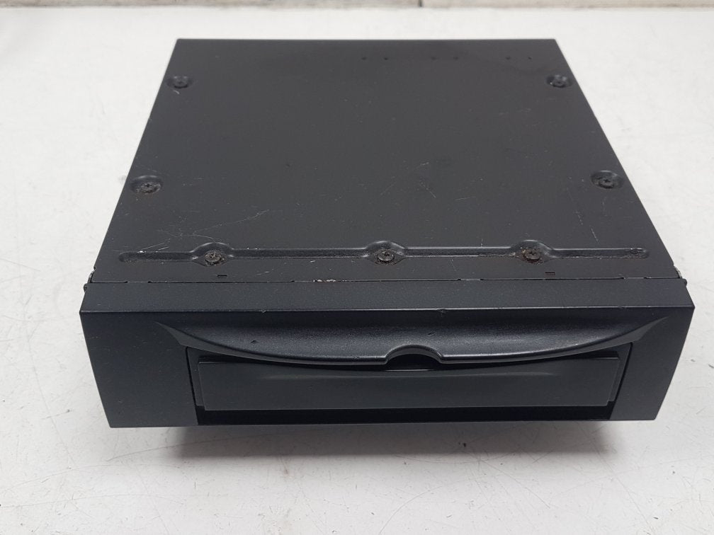 2002 - 2006 Volvo XC90  Estate CD Player 30679808-1