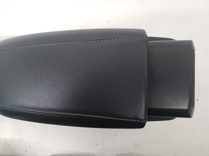 2012 - 2015 Volvo V40  Hatchback Centre Console 8632771