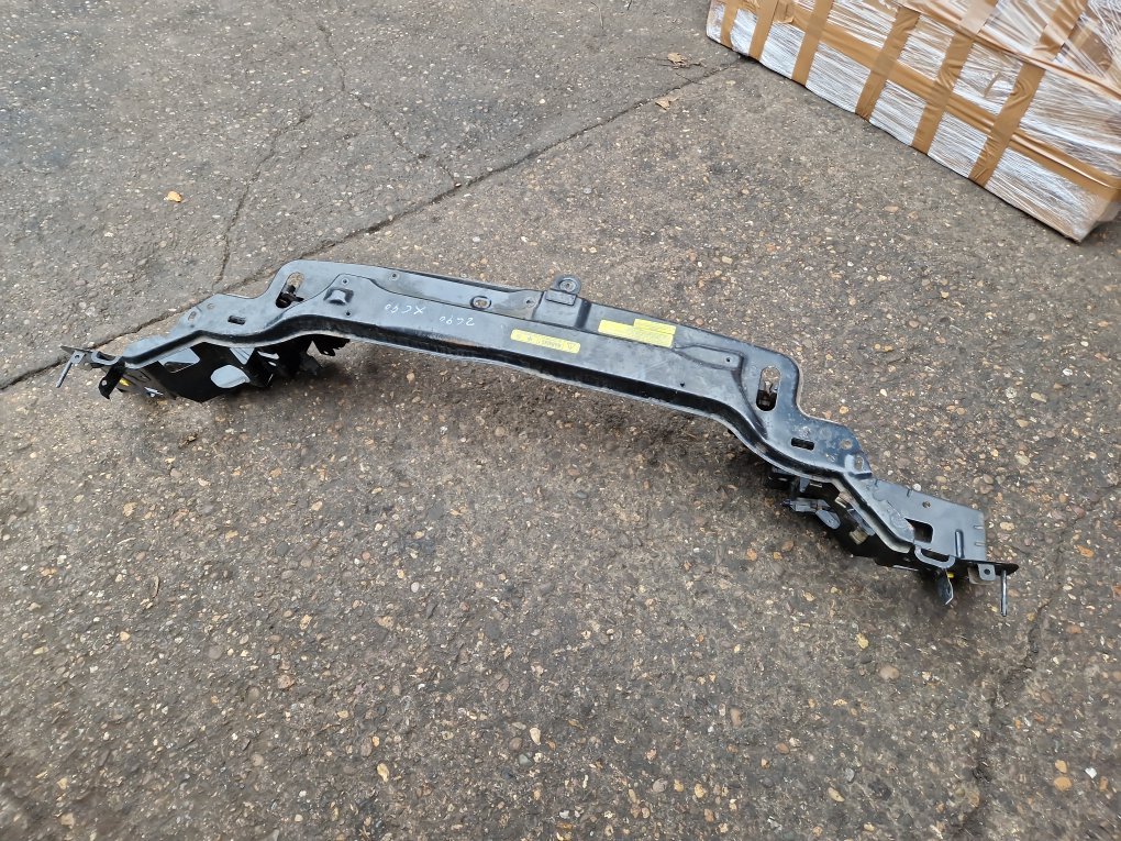 2002 - 2014 Volvo XC90  Estate Front Panel 31253239