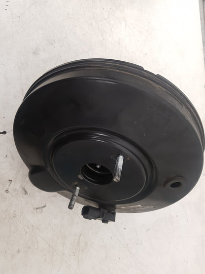 2013 - 2016 Volvo V40 III 525 Hatchback Brake Booster 31317080