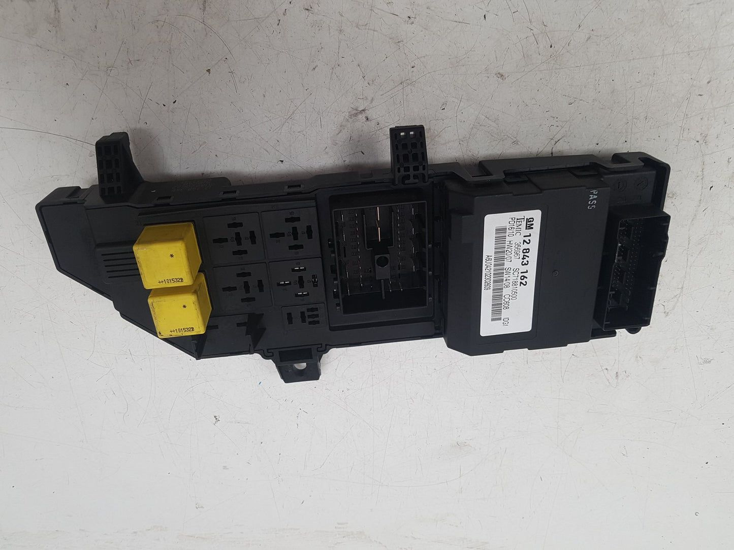 2007 - 2015 Saab 9-3  Estate Body Control Module 2 843 162