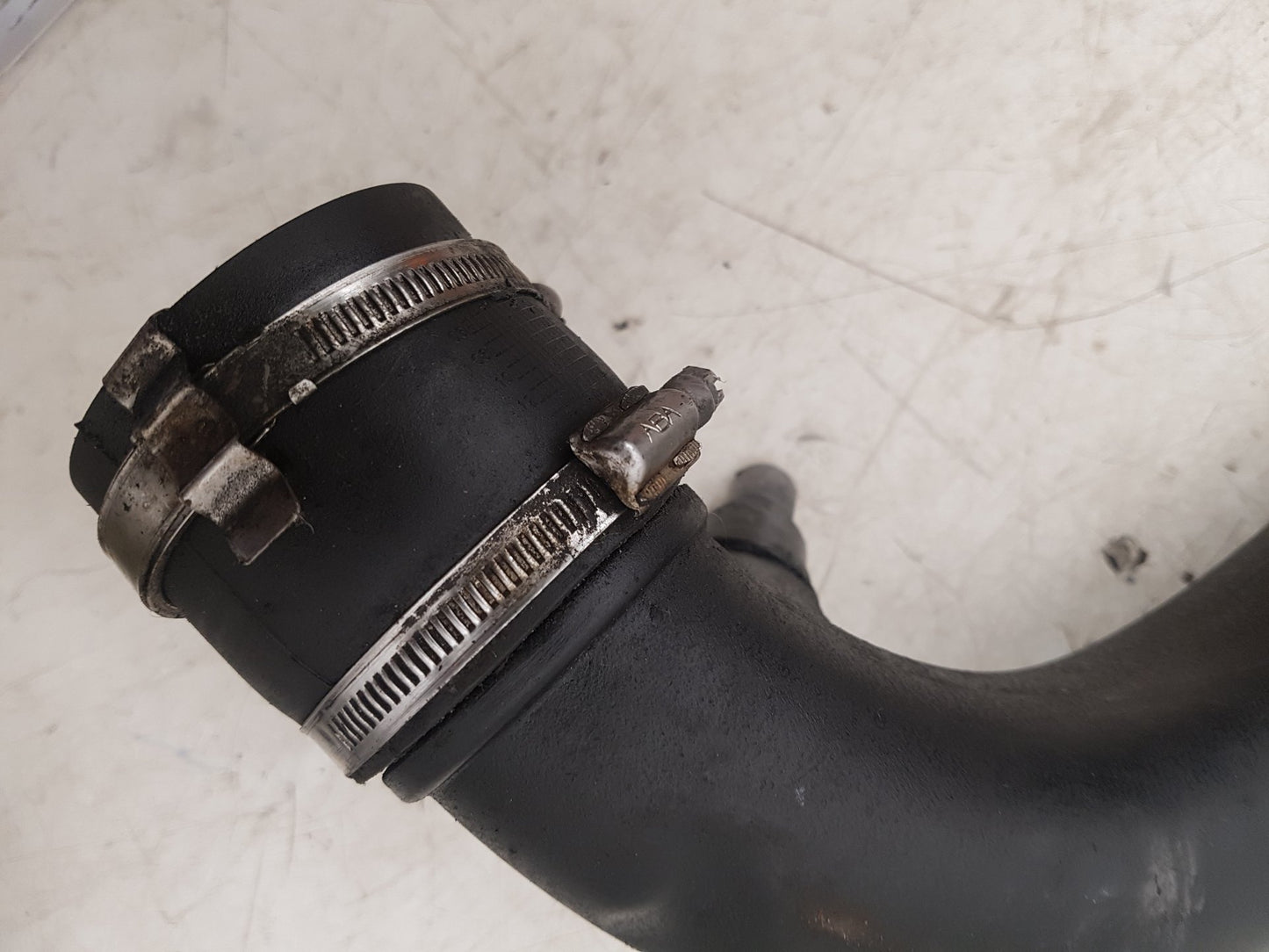 2015 - 2020 Volvo V40  Hatchback INTAKE PIPE 30714480