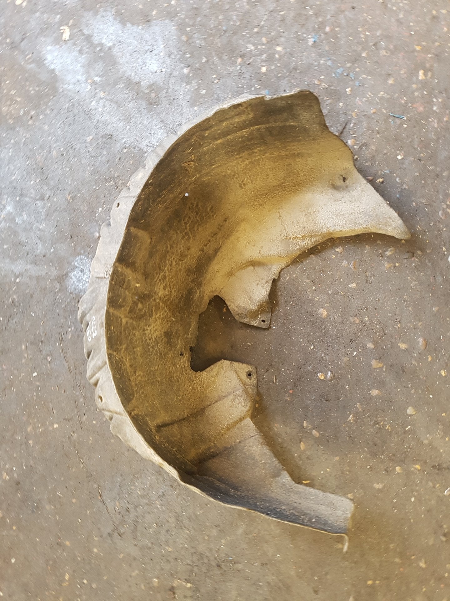 2017 - 2026 Volvo V60 II 225 Estate WHEEL ARCH LINER (DRIVERS SIDE REAR)