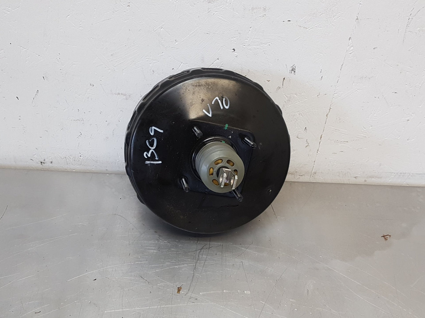 2008 - 2015 Volvo V70  Estate Brake Booster 31274701