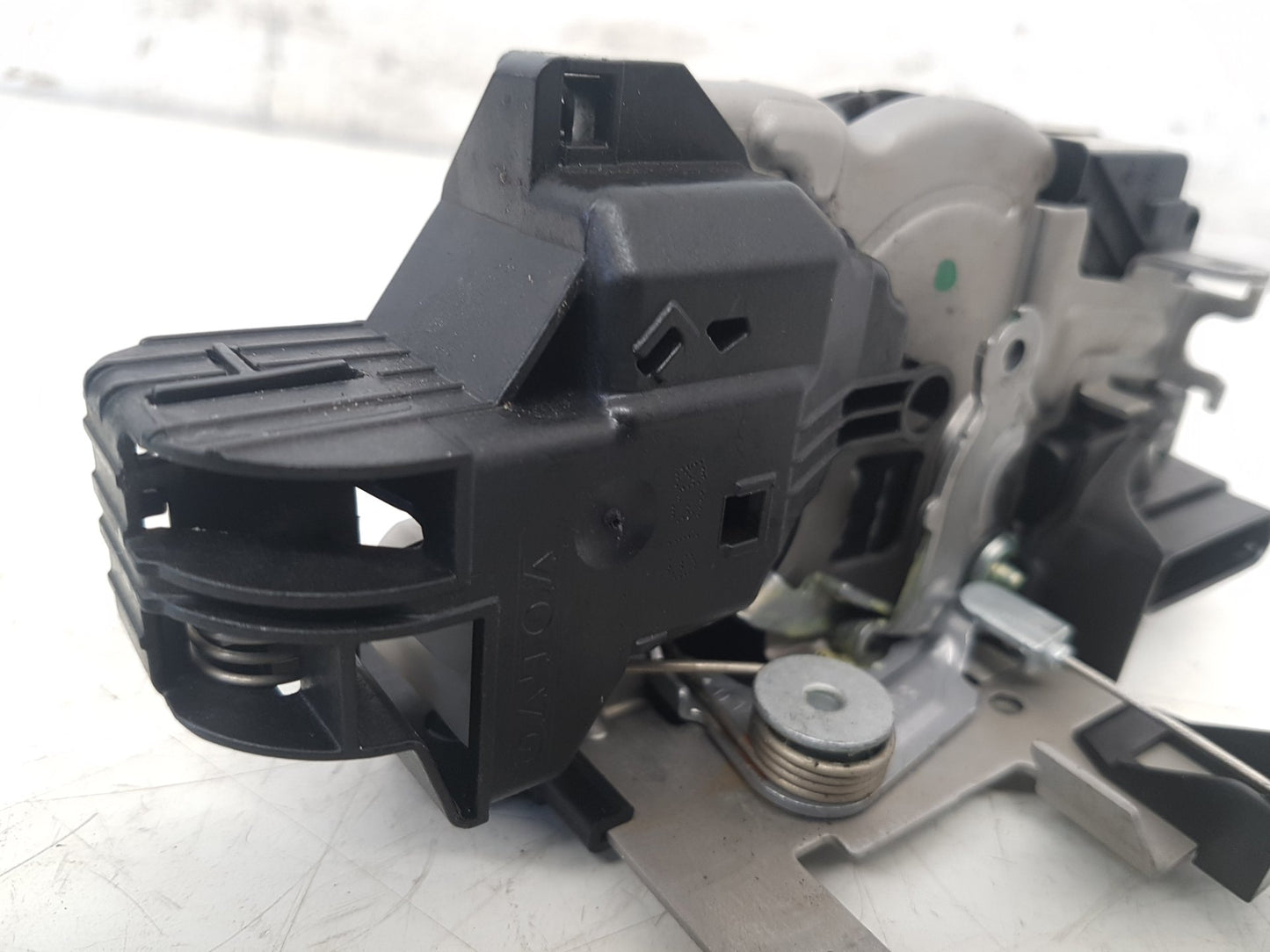 2015 - 2019 Volvo V40 Cross Country  Hatchback Right Front Door Lock Actuator 31440392