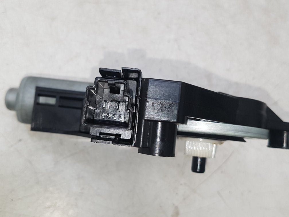 2015 Volvo S60  Saloon WINDOW REG MOTOR (PASSENGER SIDE REAR)