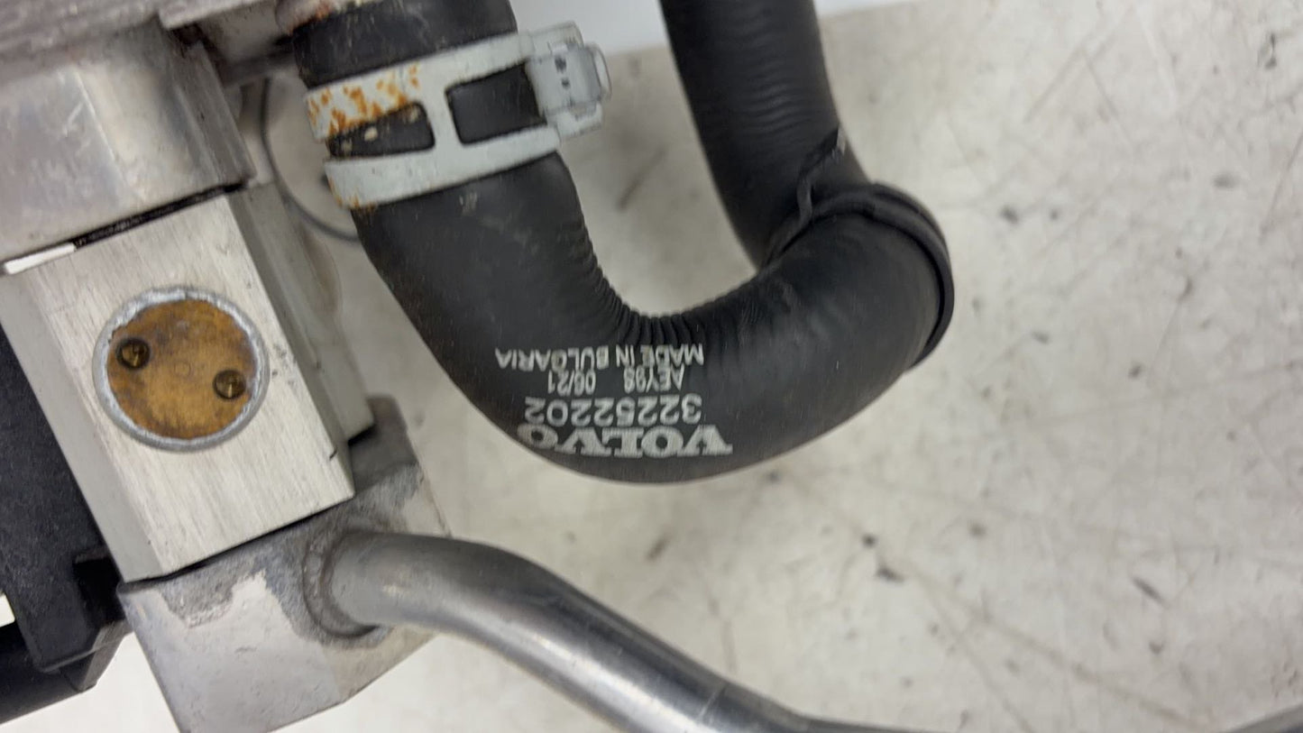 2016 - 2023 Volvo XC90 II 256 Estate A/C Pipe  31455711