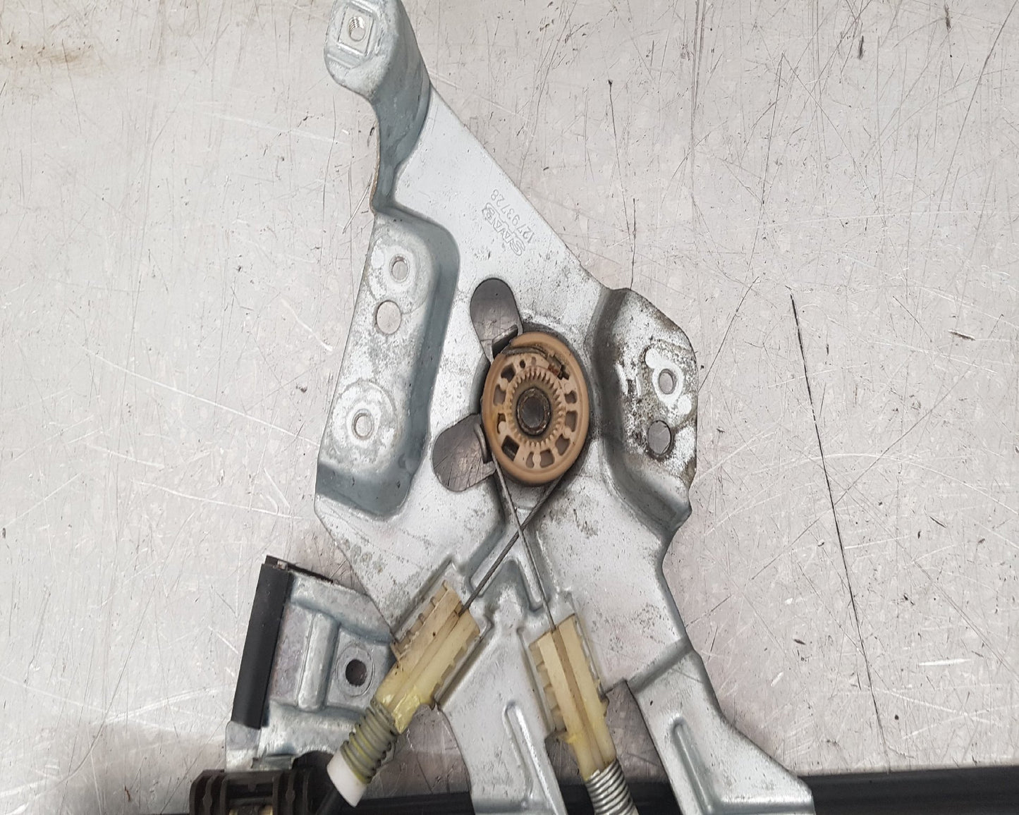 2005 - 2011 Saab 9-3  Estate WINDOW REGULATOR/MECH ELECTRIC  (FRONT PASSENGER SIDE) 12793728