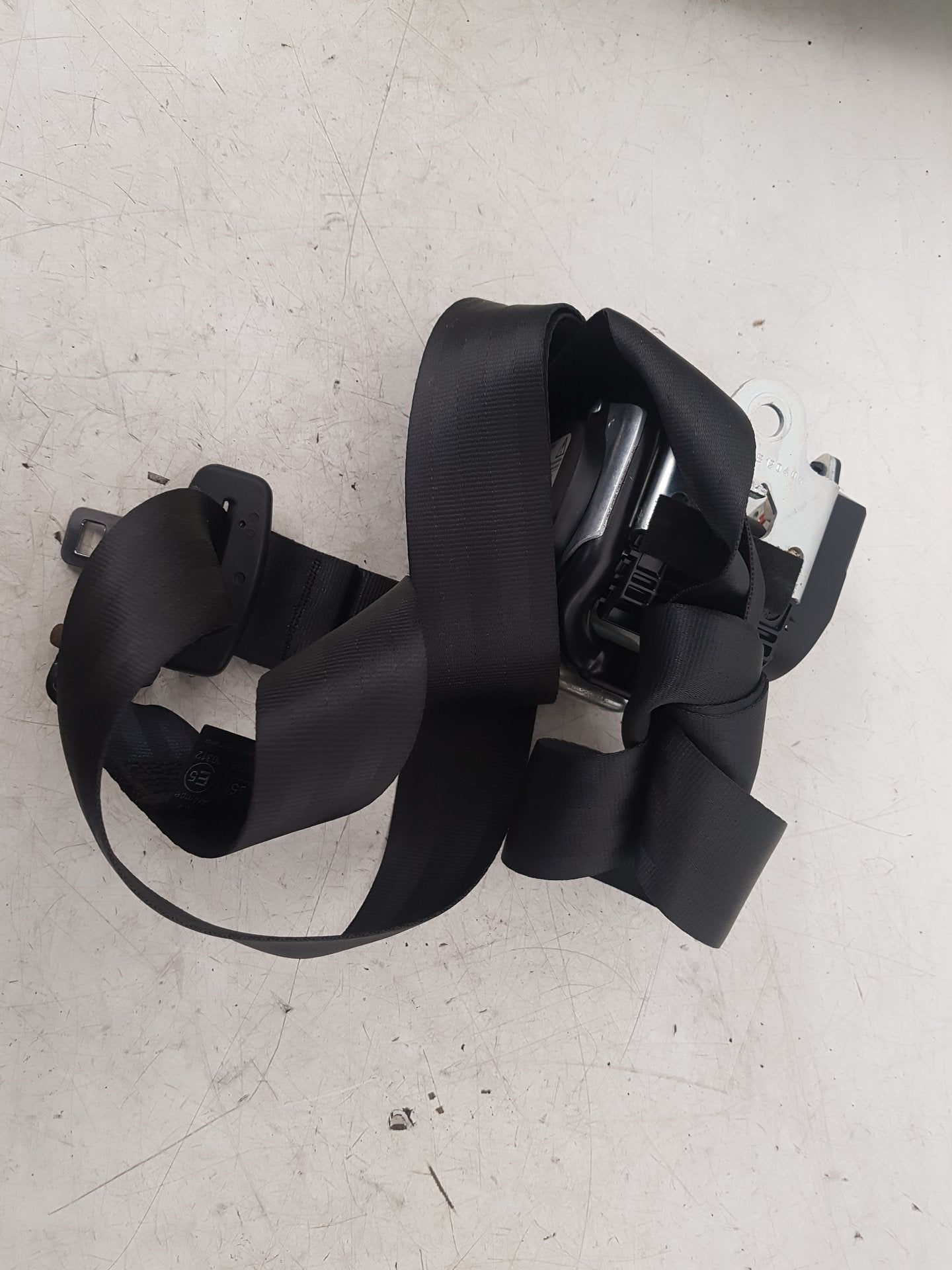 2013 - 2016 Volvo V40 III 525 Hatchback Left Rear Seat Belt 31292072