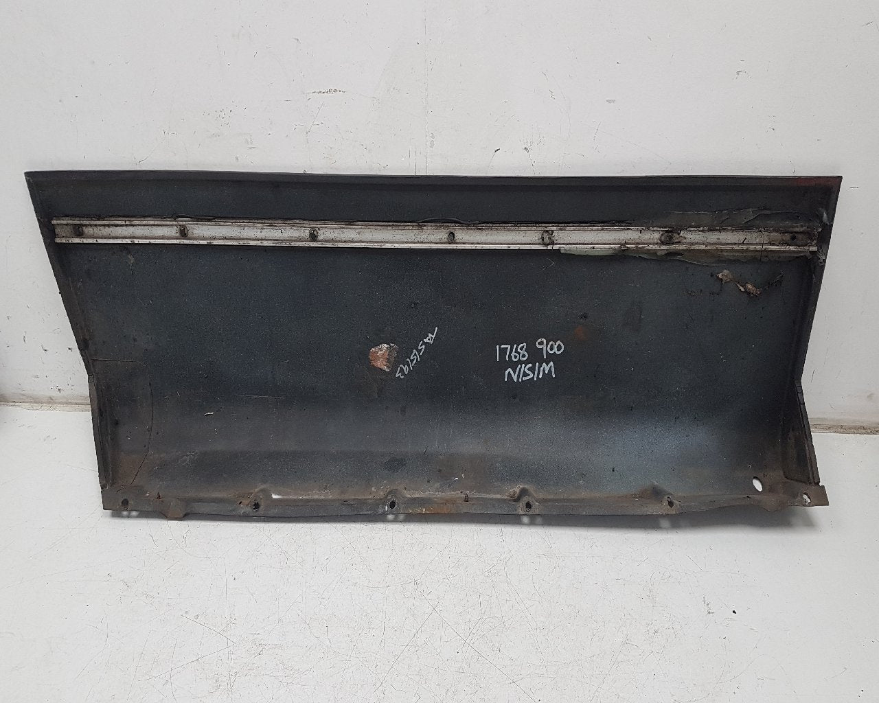 1988 - 1993 Saab 900  Convertible Left Side Skirt