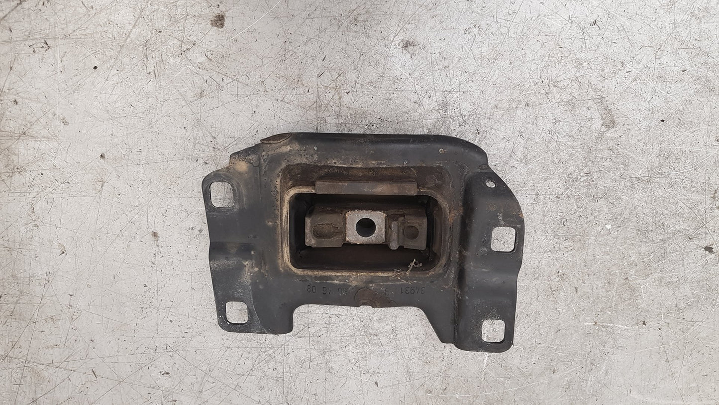 2005 - 2009 Volvo C30  Hatchback GEARBOX MOUNT(PASSENGER SIDE) 4N51-7M121