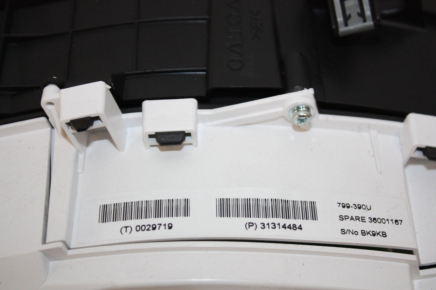 2012 - 2018 Volvo V40  Hatchback Instrument Cluster 31314484
