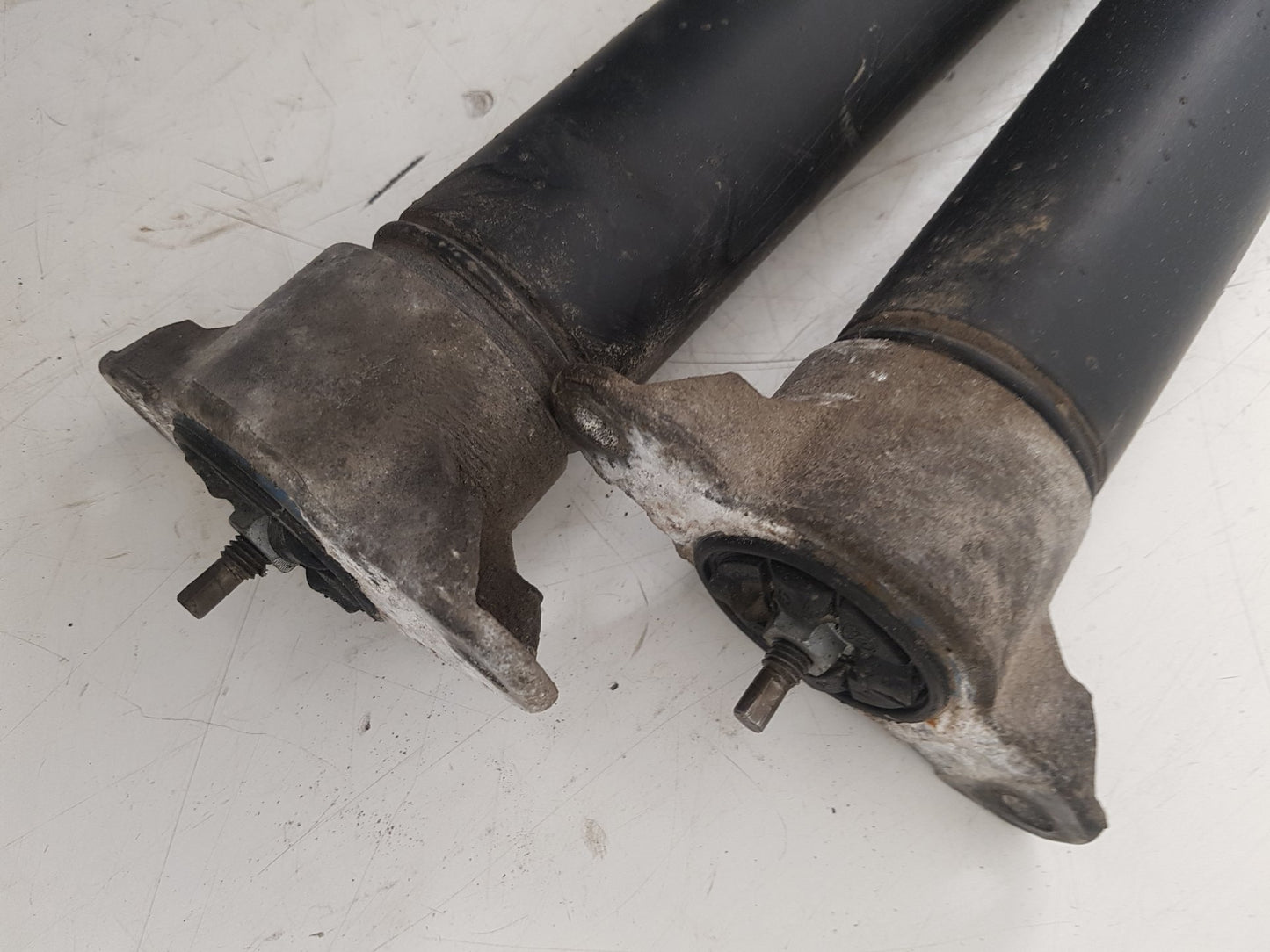 2012 - 2015 Volvo V40  Hatchback REAR SHOCK ABSORBER (PAIR) 31317961