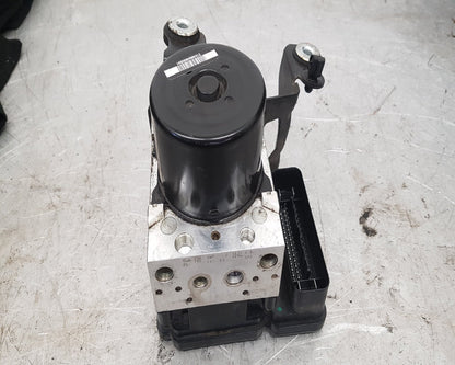 2008 - 2011 Volvo V70  Estate ABS Pump/Modulator 30681619
