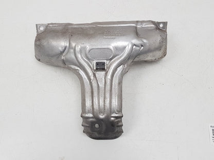 2015 - 2019 Volvo V40 Cross Country  Hatchback HEAT SHIELD 31431804