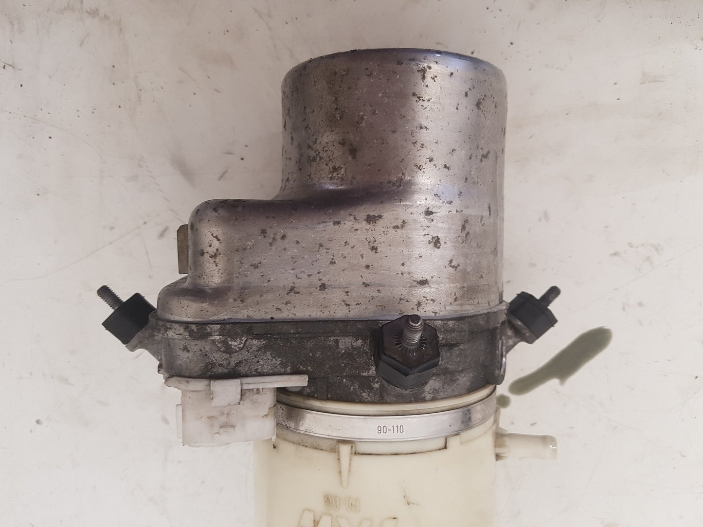 2007 - 2015 Saab 9-3  Estate Power Steering Pump M22580184FW