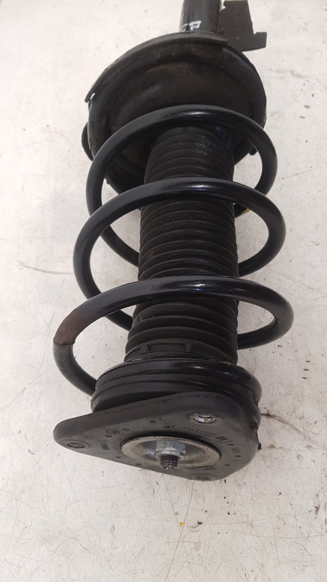 2009 Volvo C30  Hatchback Right Front Strut 6N51-18045