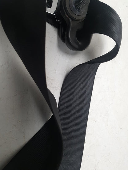 2013 - 2019 Volvo V40 III 525 Hatchback Right Rear Seat belt 39823323