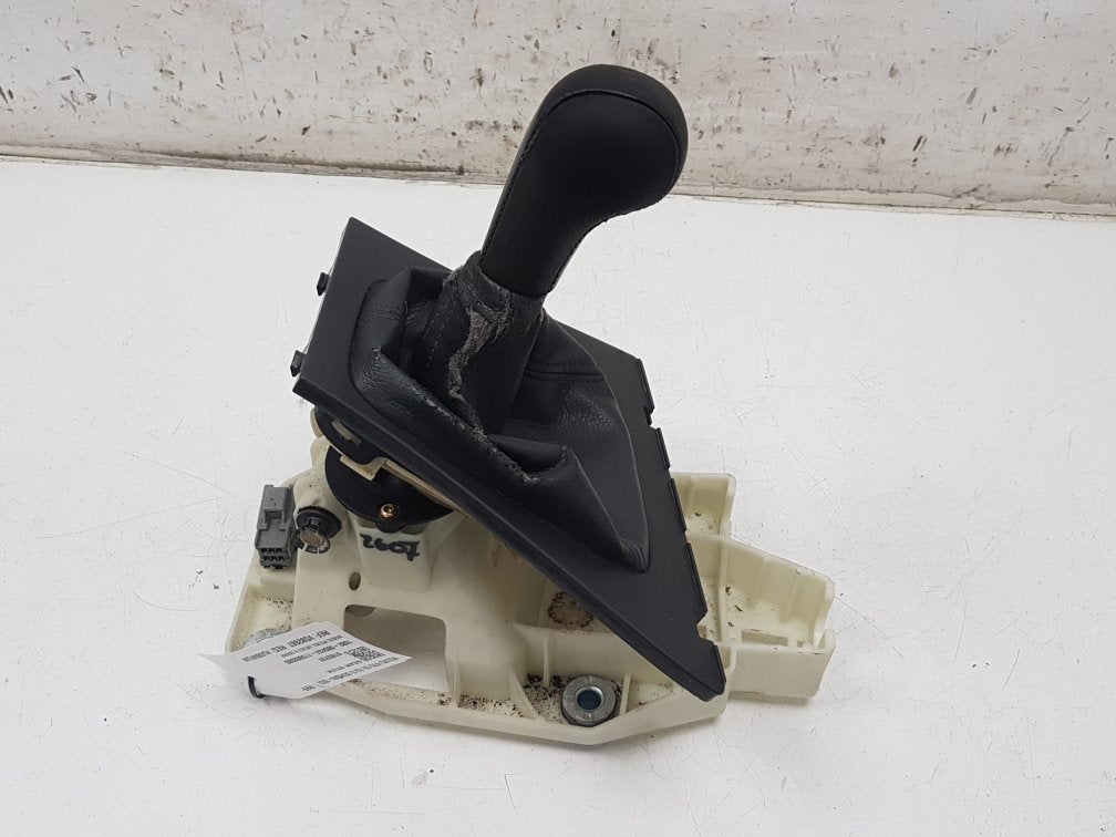 2000 - 2003 Volvo V70  Estate GEAR STICK 9183737
