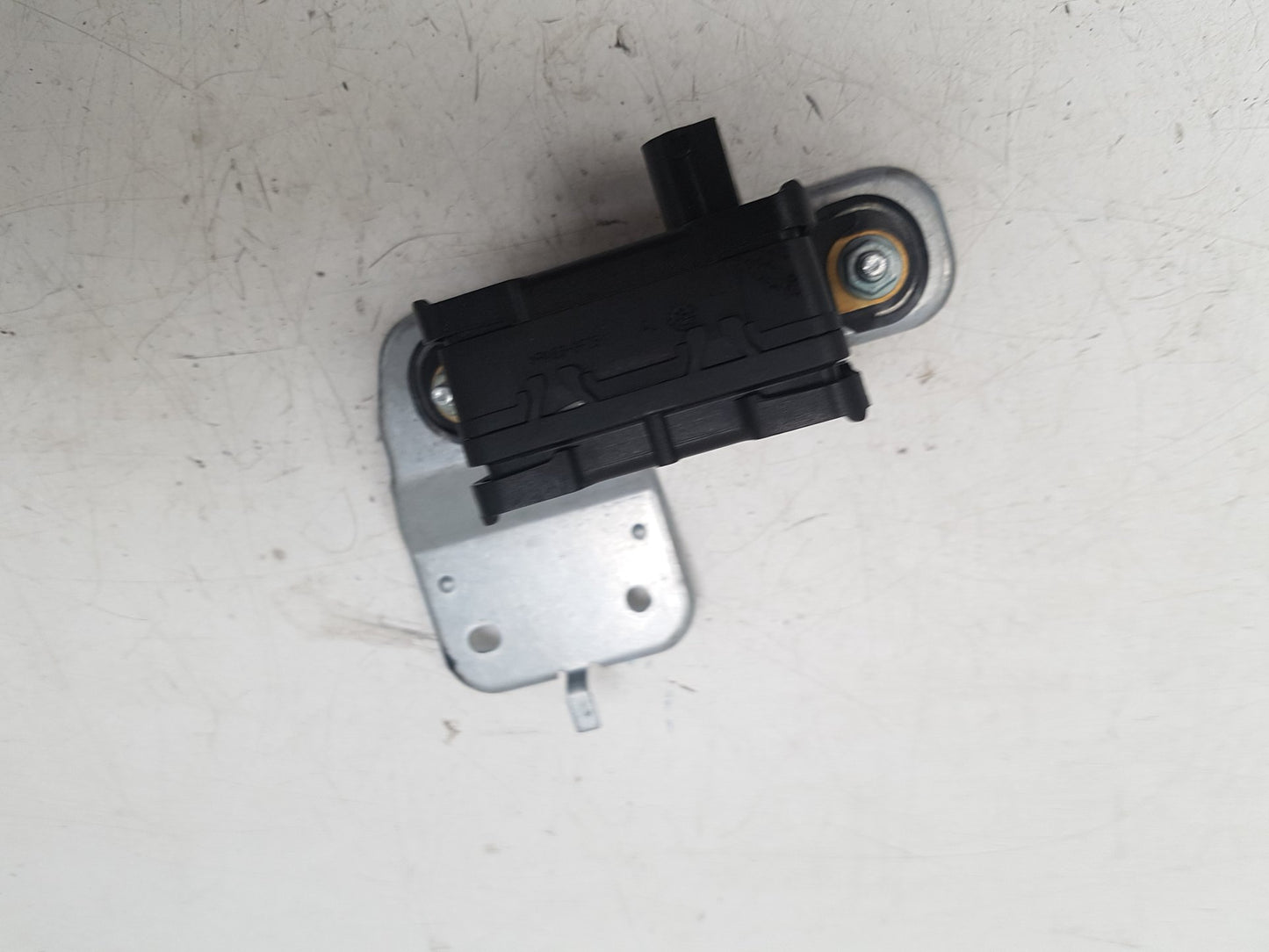 2004 - 2007 Volvo XC70  Estate YAW SENSOR 30667844AA
