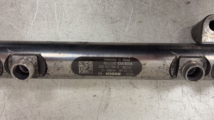 2011 - 2014 Volvo V60 I 155 Estate Injection Rail 30777759