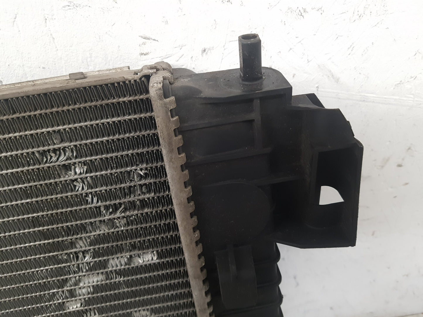 2007 - 2015 Saab 9-3  Estate RADIATOR (MANUAL) (A/C CAR) 12775541